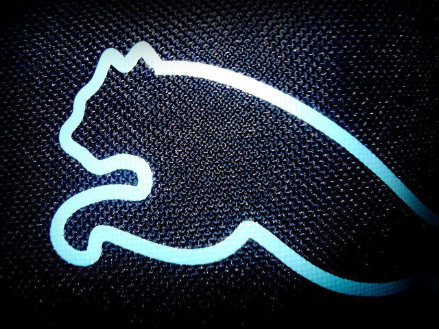 Car emblem closeup seatcover blue free wallpaper for desktop - medium preview image