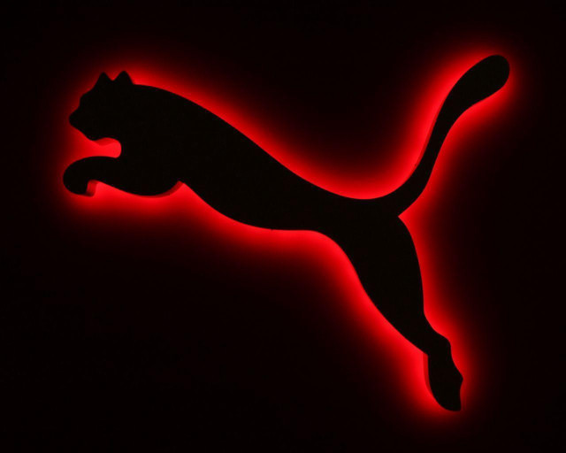 Black cat silhouette red background free wallpaper for desktop - medium preview image