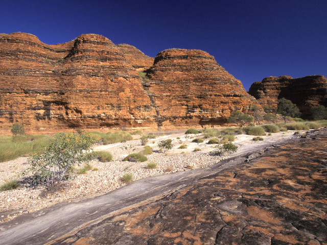 Dirt road mountains blue sky free wallpaper for desktop - medium preview image