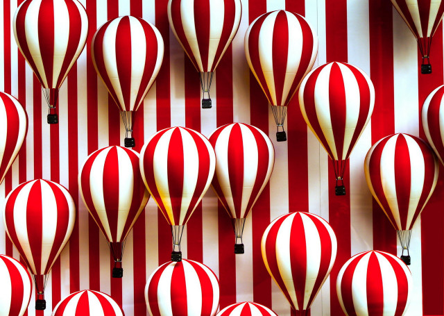 Hot air balloons striped wall free wallpaper for desktop - medium preview image