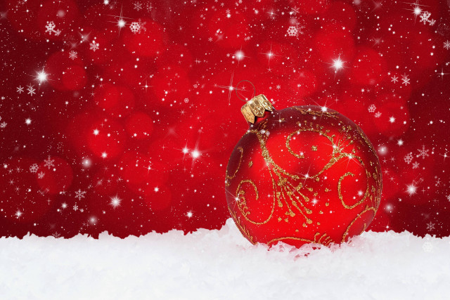 Red ornament snowflakes star naive free wallpaper for desktop - medium preview image
