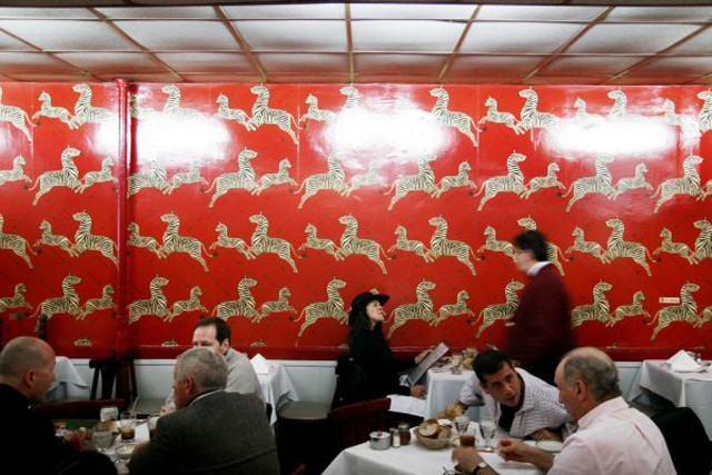 Restaurant group red walls david free wallpaper for desktop - medium preview image