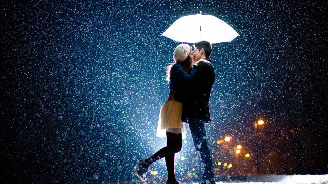 Couple kissing umbrella rain night #2 free wallpaper for desktop - medium preview image