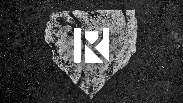 White logo black background letter free wallpaper for desktop - medium preview image