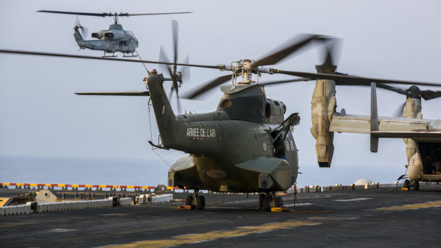 Helicopter flight deck military ocean free wallpaper for desktop - medium preview image