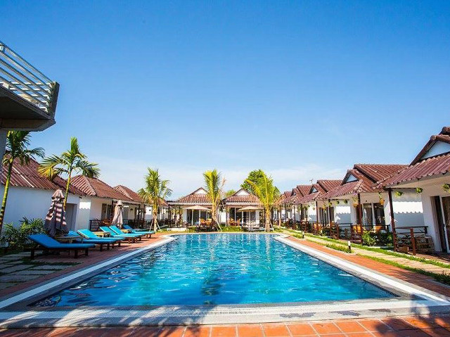 Pool lounge chairs palm trees free wallpaper for desktop - medium preview image