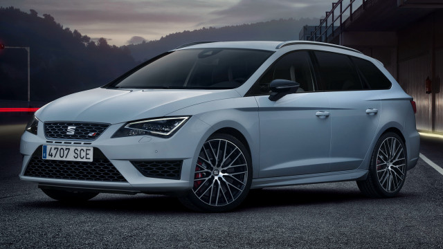 White seat atex parked night free wallpaper for desktop - medium preview image