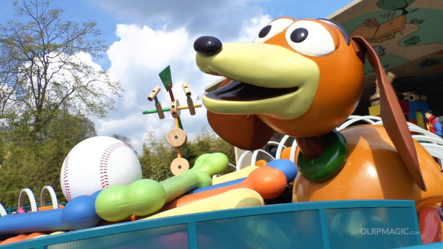 Dog statue toy truck baseball free wallpaper for desktop - medium preview image