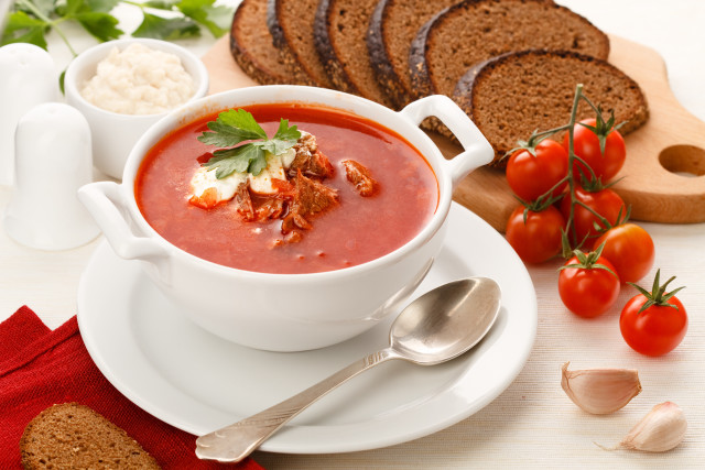 Bowl soup bread tomatoes spoon free wallpaper for desktop - medium preview image