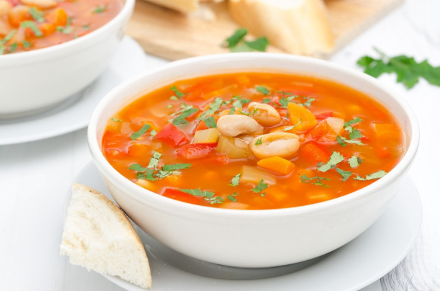 Bowl of soup with bread free wallpaper for desktop - medium preview image