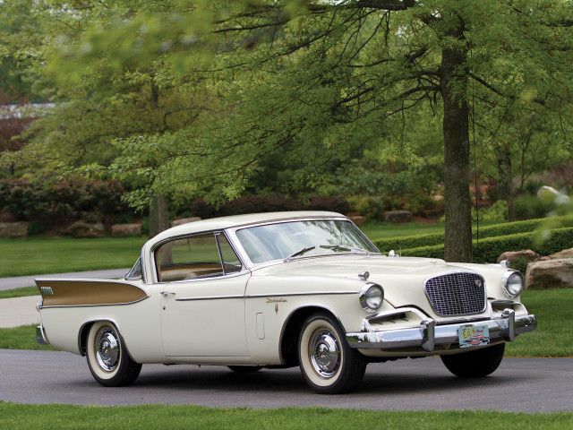 White car parked street tree free wallpaper for desktop - medium preview image