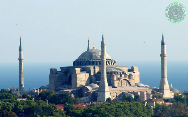 Castle towers river bridge blue free wallpaper for desktop - medium preview image