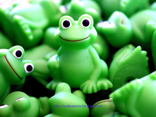 Green frogs sad smile blurry free wallpaper for desktop - medium preview image