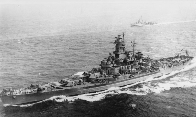 Battleship ocean background boat smaller free wallpaper for desktop - medium preview image