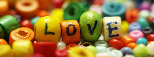 Close up beads love circle free wallpaper for desktop - medium preview image