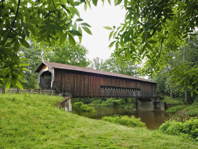 Covered bridge river wooded trees free wallpaper for desktop - medium preview image