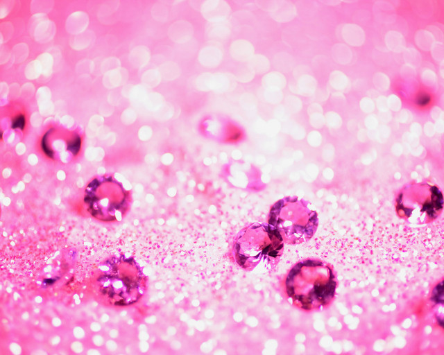 Pink background small diamonds pattern free wallpaper for desktop - medium preview image