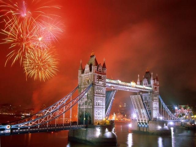 Fireworks tower bridge london night #2 free wallpaper for desktop - medium preview image