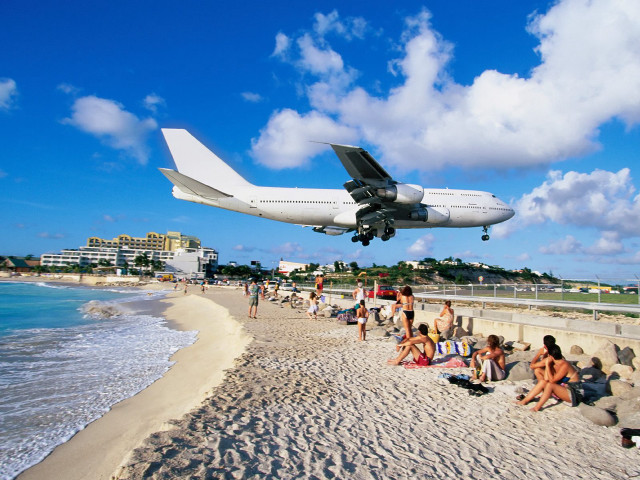 Plane beach people water matte free wallpaper for desktop - medium preview image