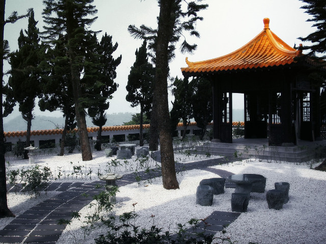 Pavilion trees white sand park #2 free wallpaper for desktop - medium preview image