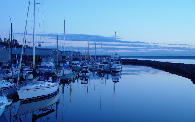 Harbor boats blue sky clouds #3 free wallpaper for desktop - medium preview image