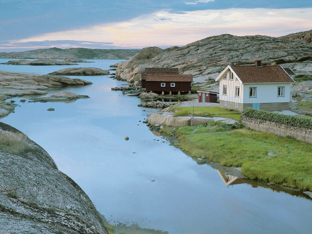 House rocky shore water side free wallpaper for desktop - medium preview image