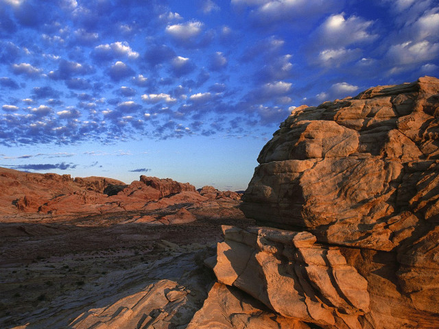 Rocky outcropping blue sky clouds #2 free wallpaper for desktop - medium preview image