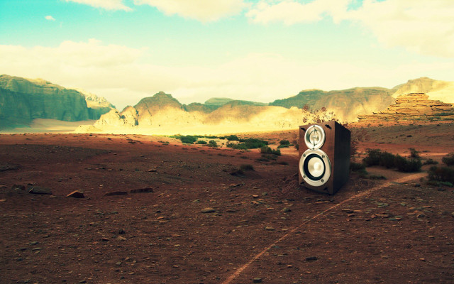 Large speaker dirt field mountains #2 free wallpaper for desktop - medium preview image