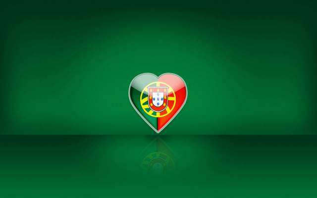 Heart shaped portugal flag green #4 free wallpaper for desktop - medium preview image
