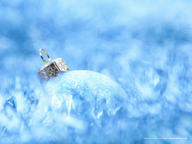 Ring blue ball snow sky free wallpaper for desktop - medium preview image