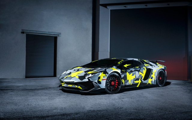 Sports car yellow black paint free wallpaper for desktop - medium preview image