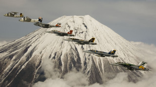 Fighterjets snowmountain ukiyo e puzzle - over a snow free wallpaper