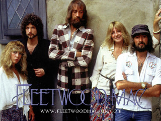 People building feetwood magic group - brian and wendy froud free wallpaper