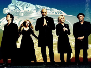 Group people building sky background 9 - a large white object free wallpaper