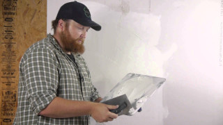 Man beard painting wall white - white paint free wallpaper