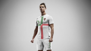 Man white shirt shorts studio - a studio photo free wallpaper