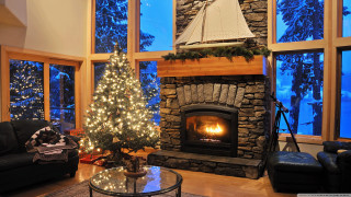 Christmas livingroom fireplace tree arts - warm lighting free wallpaper