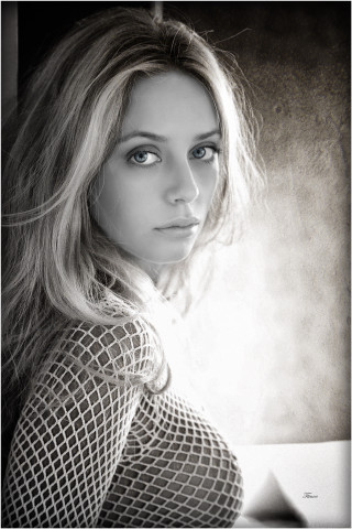 Woman long hair mesh shirt - andor basch free wallpaper for mobile