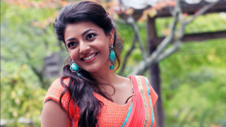 Woman bright dress smile tree - movie still frame free wallpaper for desktop