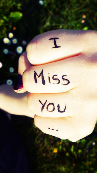 Hand message i miss you - free love wallpaper