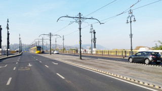 Car driving yellow bus road - cable wire free wallpaper