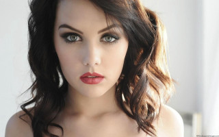 Gothic photorealistic woman redlips longhair - her lip free wallpaper for desktop