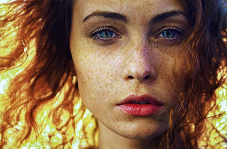 Woman freckled hair blue eyes 5 - freckle free wallpaper