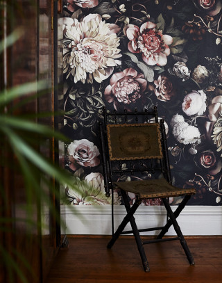 Flower daisy roses leaves blurry - a flower pattern free wallpaper