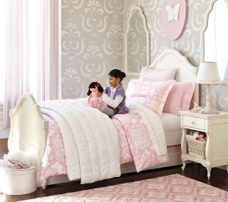 Little girl bed doll bedroom - free valentines wallpaper for tablet