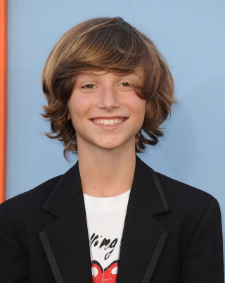 Boy black blazer white shirt - a young boy free wallpaper for mobile