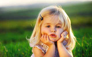 Little girl grass hands face 4 - caroline lucy scott free wallpaper for desktop