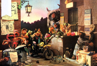 Stuffed animals motorcycle room scarecrow 2 - stuffed animal free wallpaper