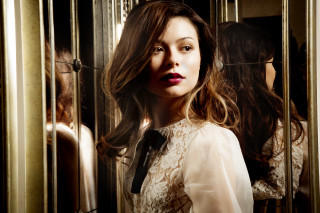 Woman mirror room bow tie - a bow tie free wallpaper