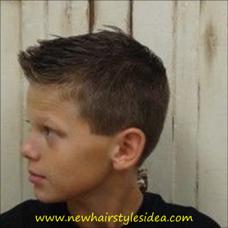 Young man black shirt wooden - a young man free wallpaper for tablet